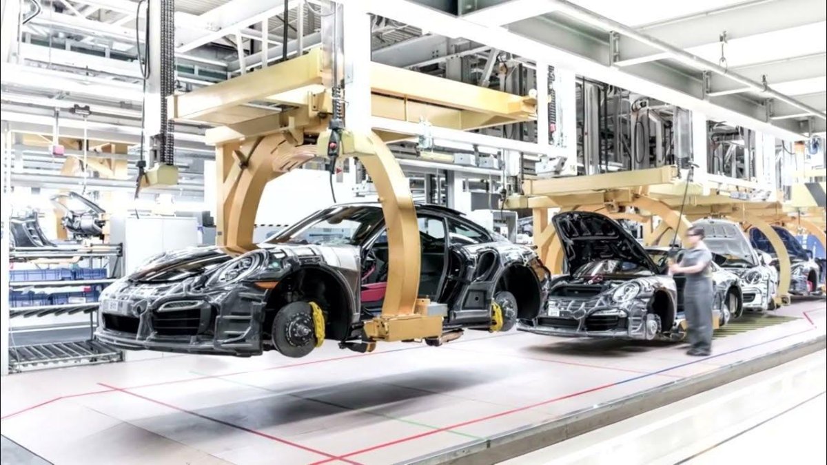 Завод Порше в России