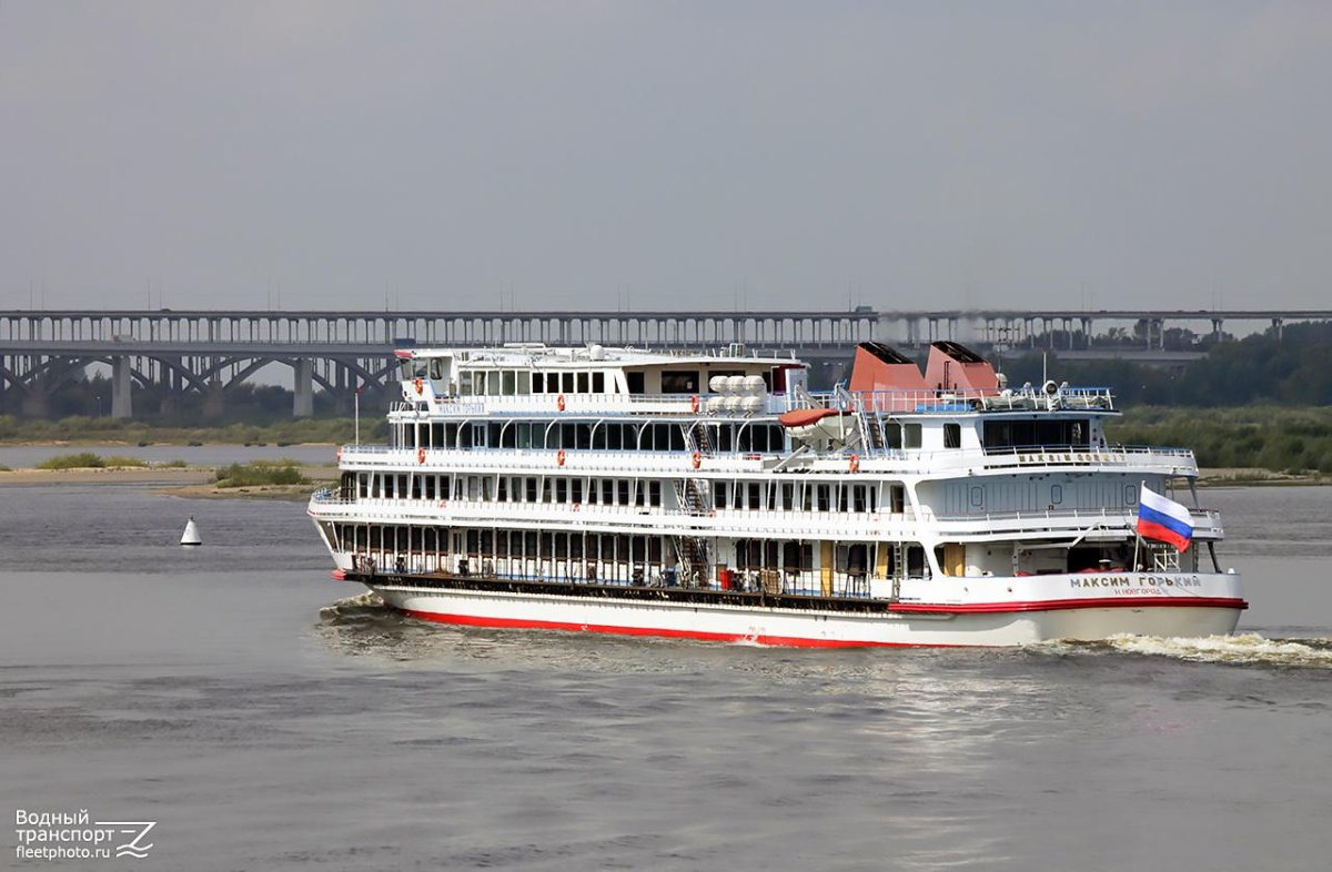 Корабль Максим Горький Википедия