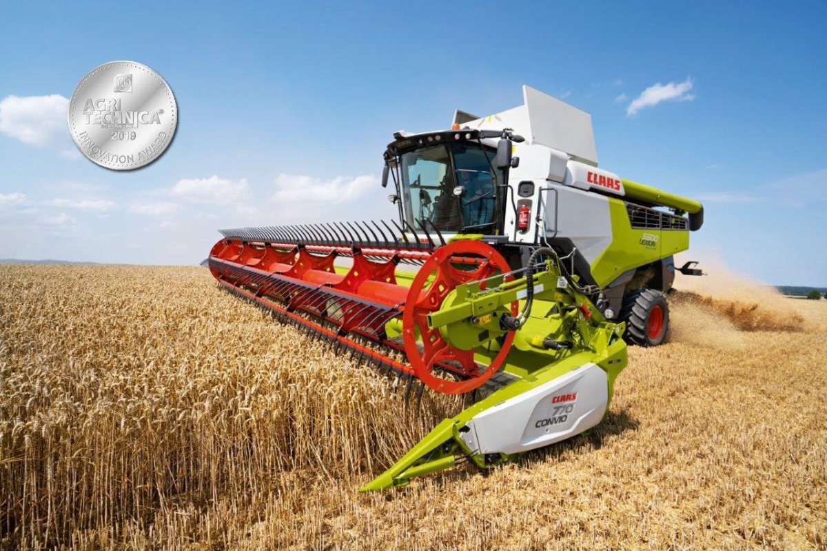 Комбайн CLAAS Lexion
