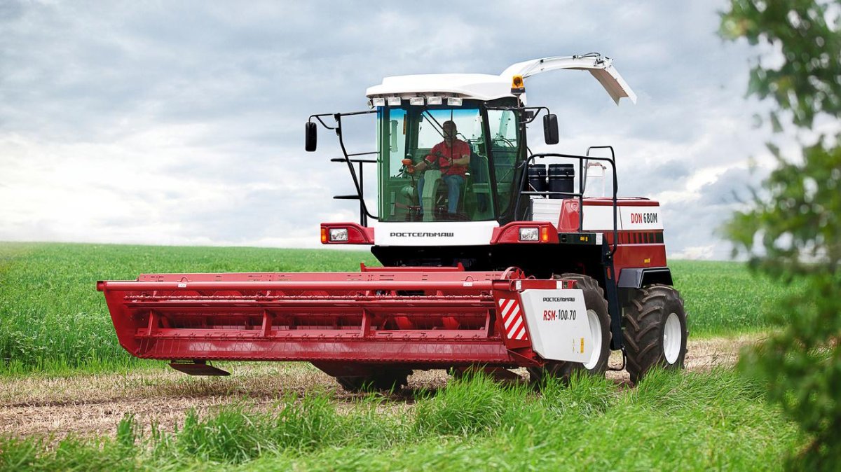 Комбайн Ростсельмаш Дон 680м