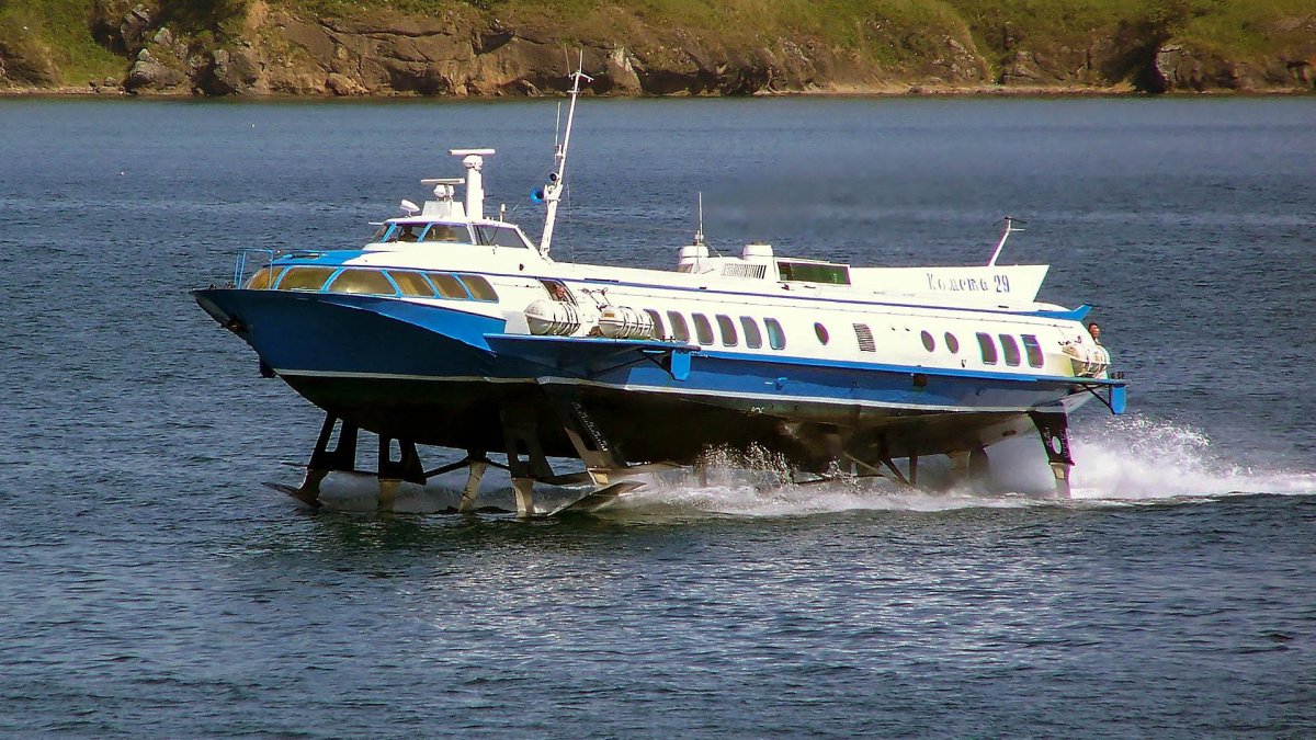 Речной катер Комета