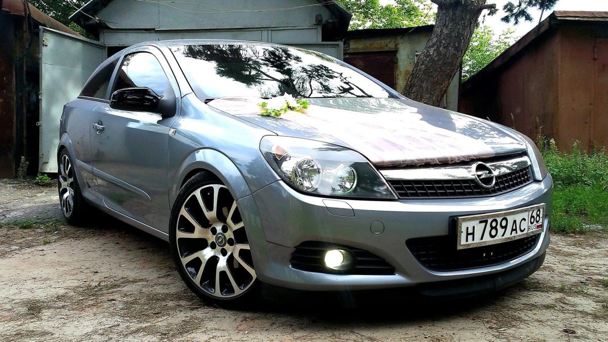Opel Astra h r18