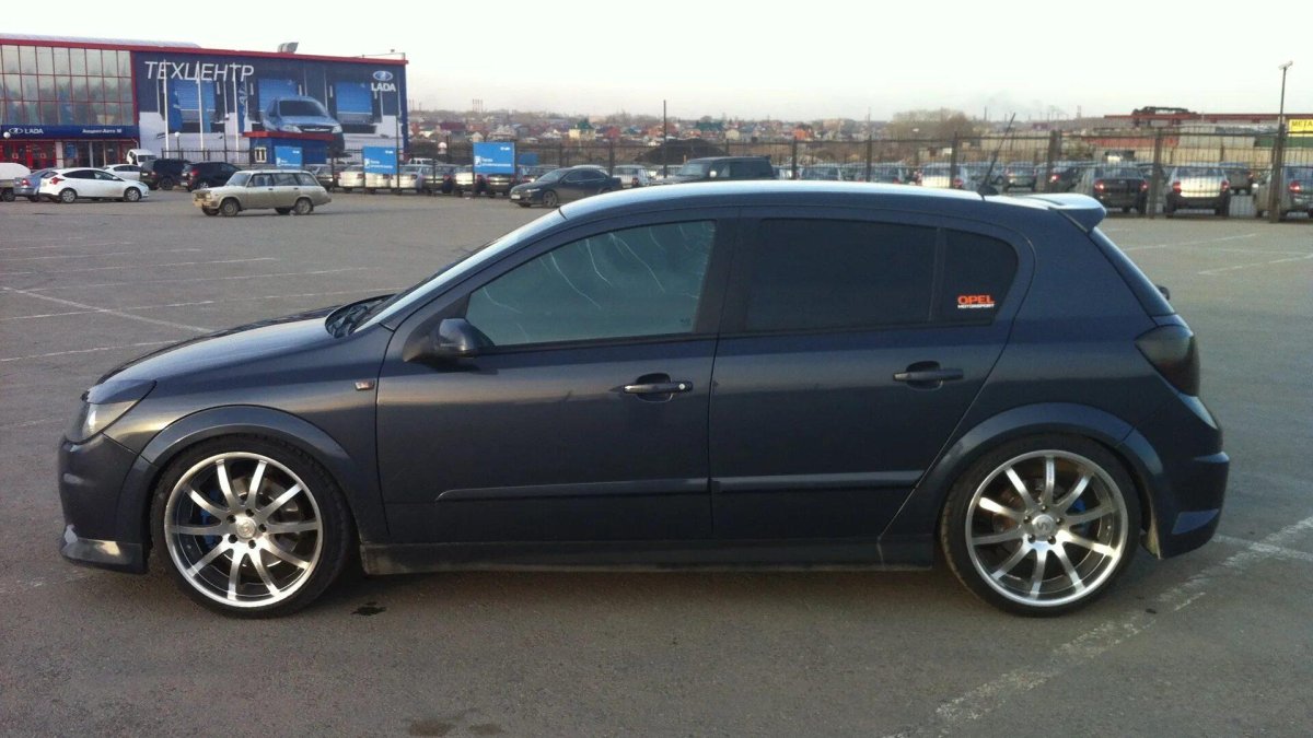 Opel Astra h r17