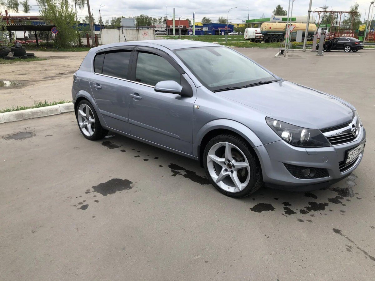 Opel Astra h r18