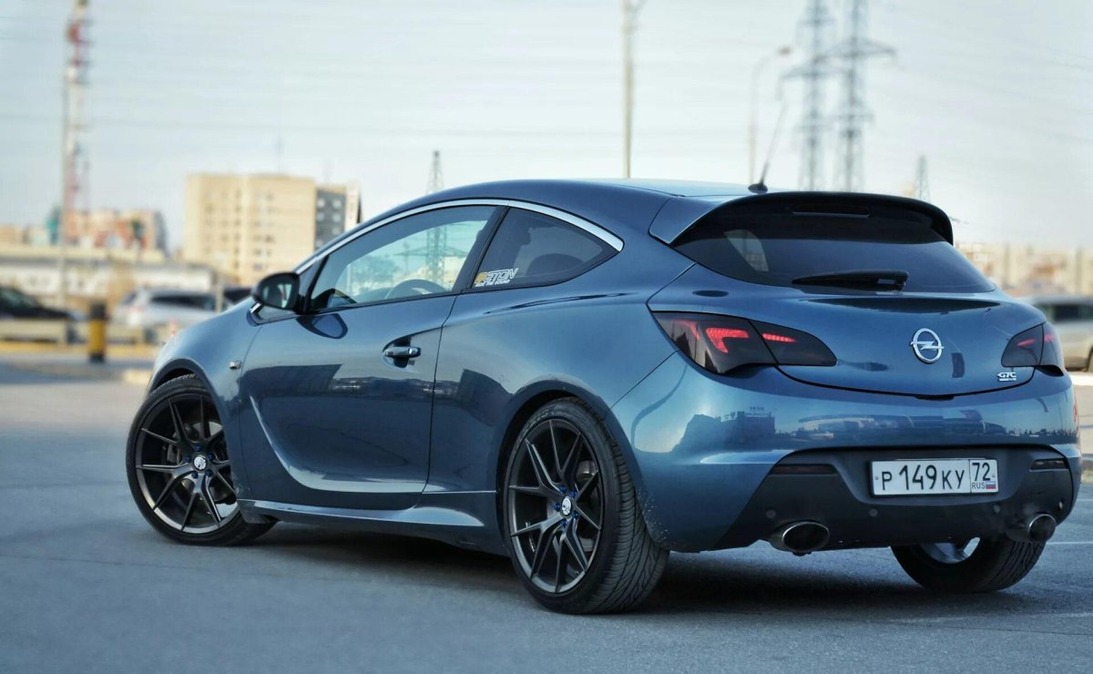 Opel Astra j GTC r18