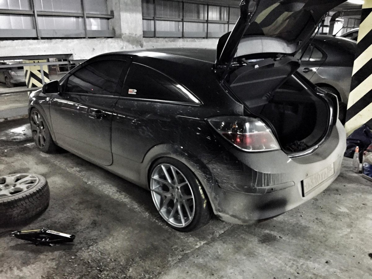Opel Astra GTC H колеса