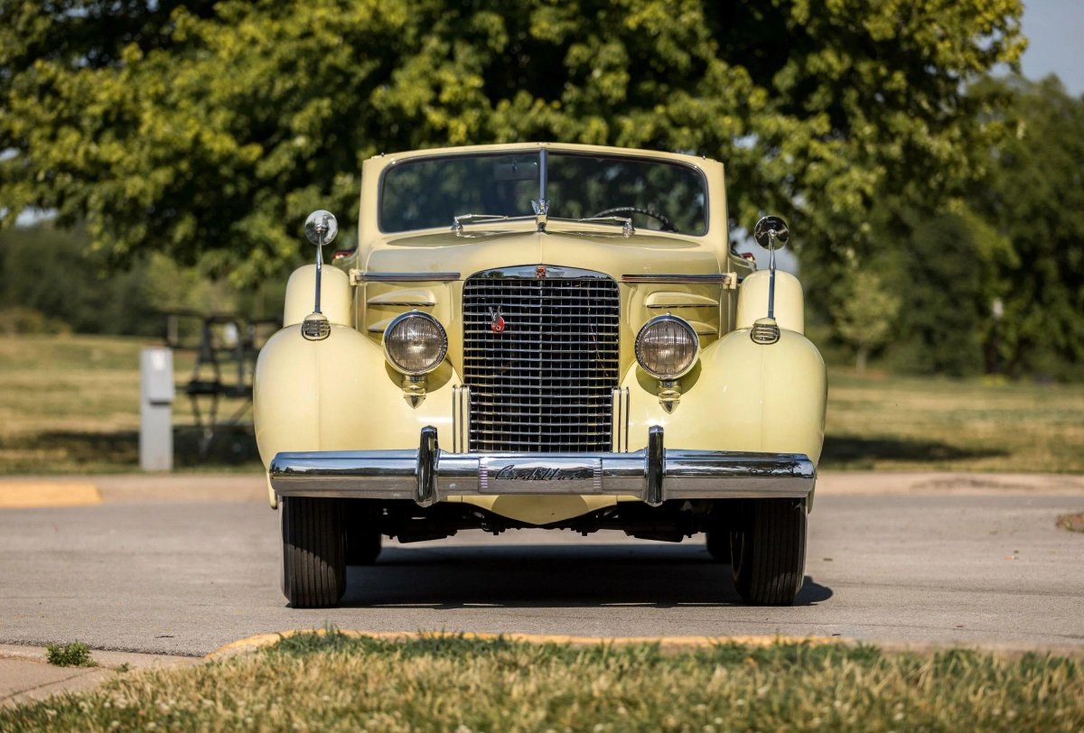 Кадиллак 1938