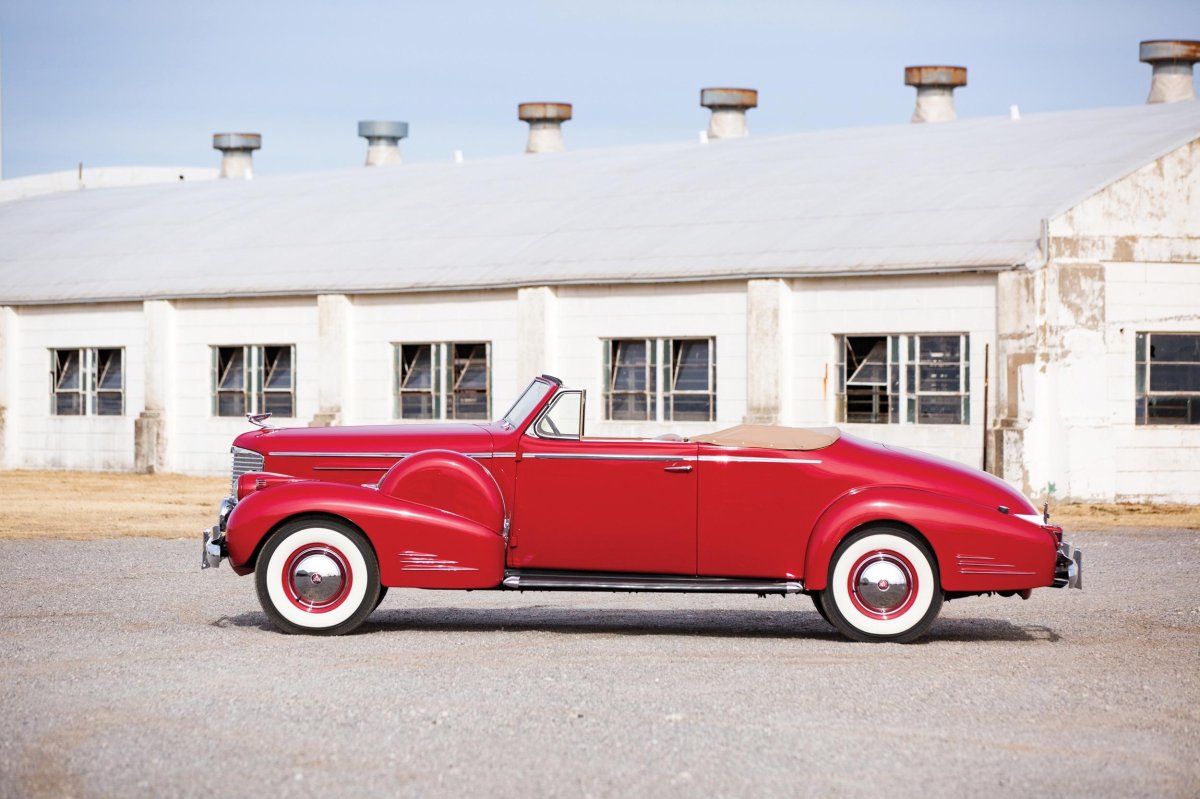 Cadillac v16 Convertible