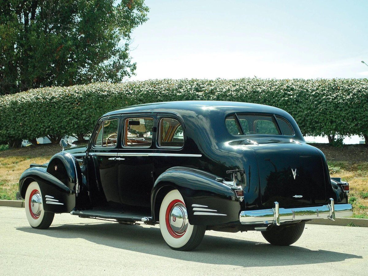 Cadillac v16 1938