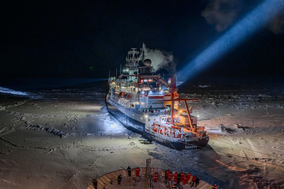 Арктика ледокол, 1972