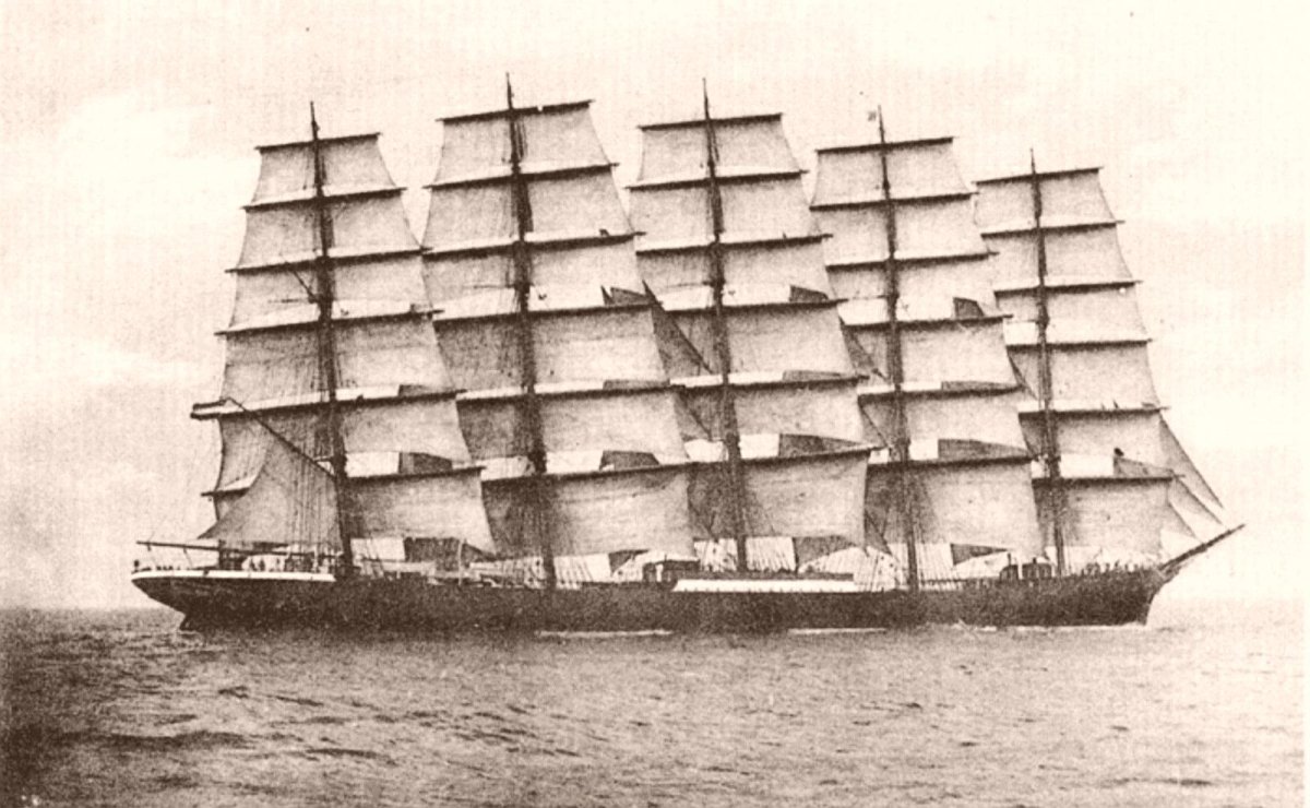 «Пруссия») — пятимачтовый парусный корабль