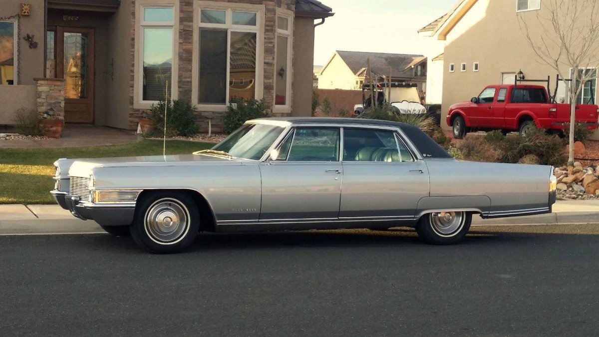 Cadillac Fleetwood Brougham 1965