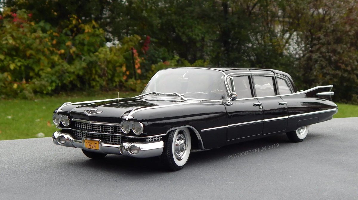 Cadillac Fleetwood 75 Limousine