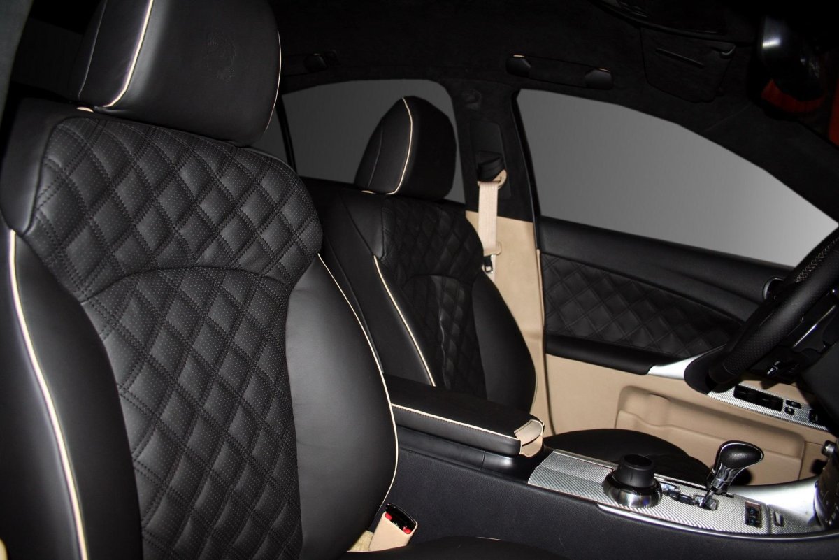 Lexus is 250 перетяжка алькантарой