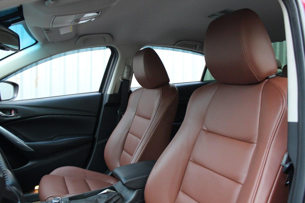 Мазда 6 салон коричневая кожа