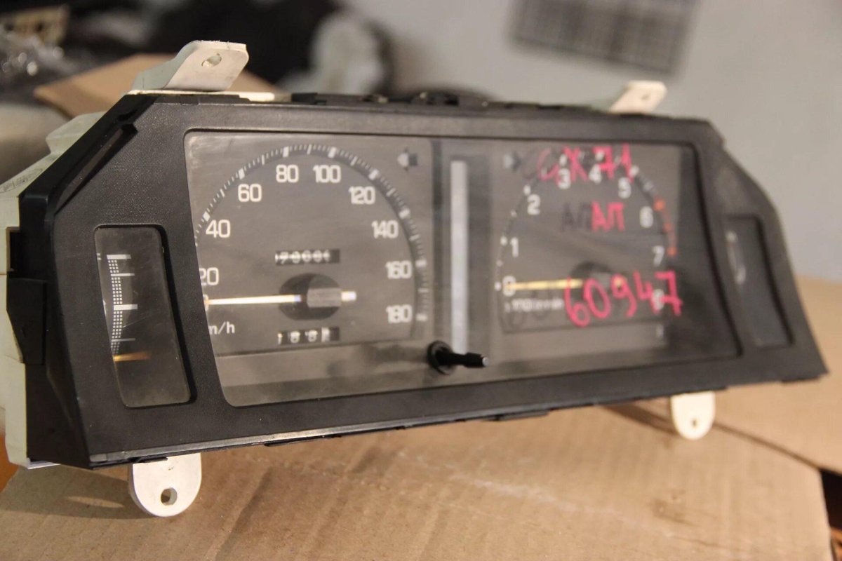 Mark 2 приборная панель