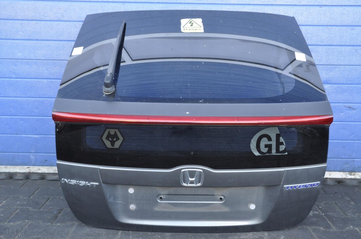 Хонда Инсайт багажник