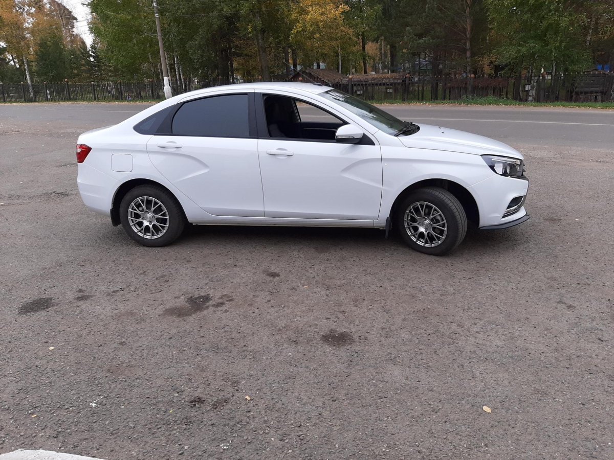 Лада Веста диски r15