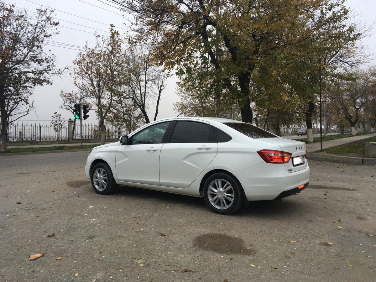 Лада Веста r16