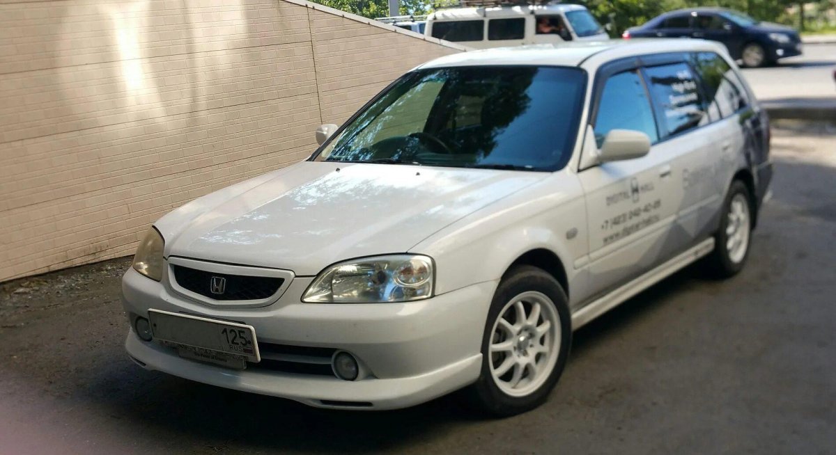 Хонда Орхия 2000