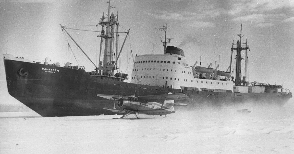 Дизель электроход Павел Пономарев