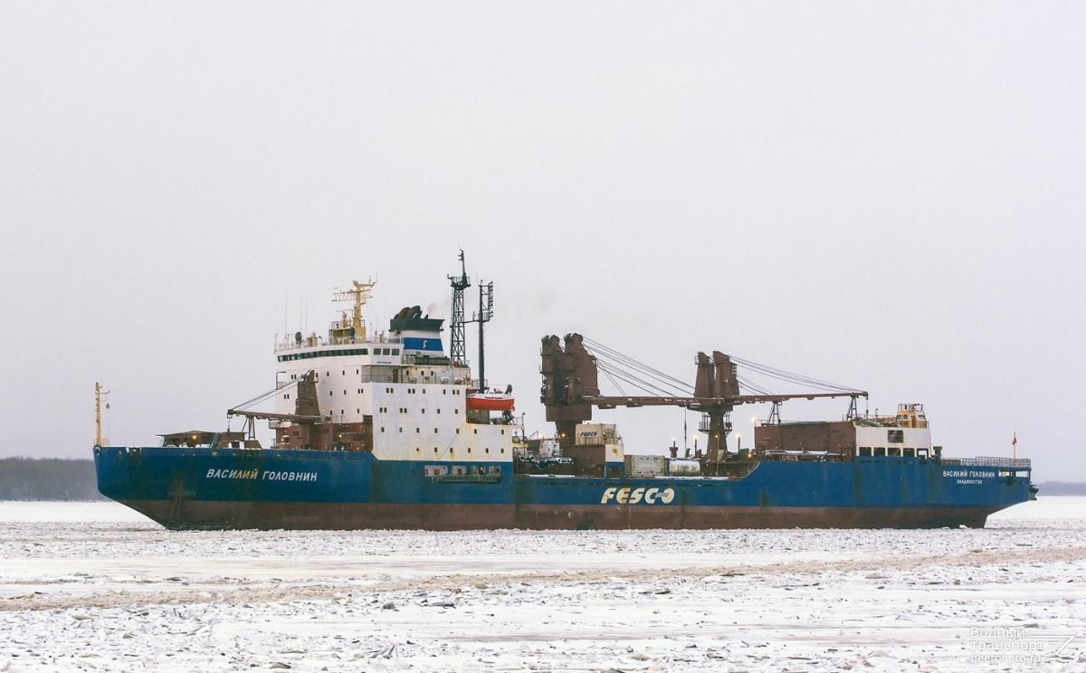 Витус Беринг судно