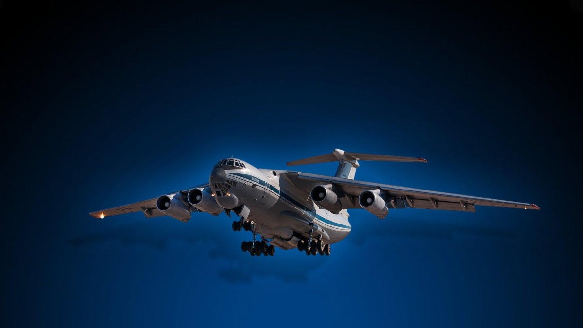 Ил-76 военно-транспортный самолёт