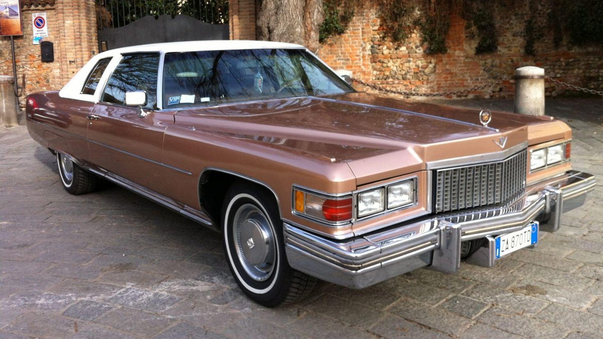 Кадиллак Девиль 1975