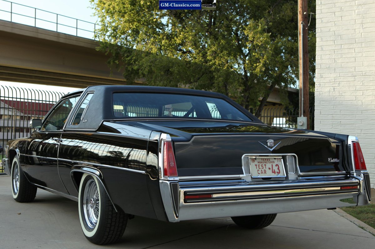 Cadillac Coupe 1977