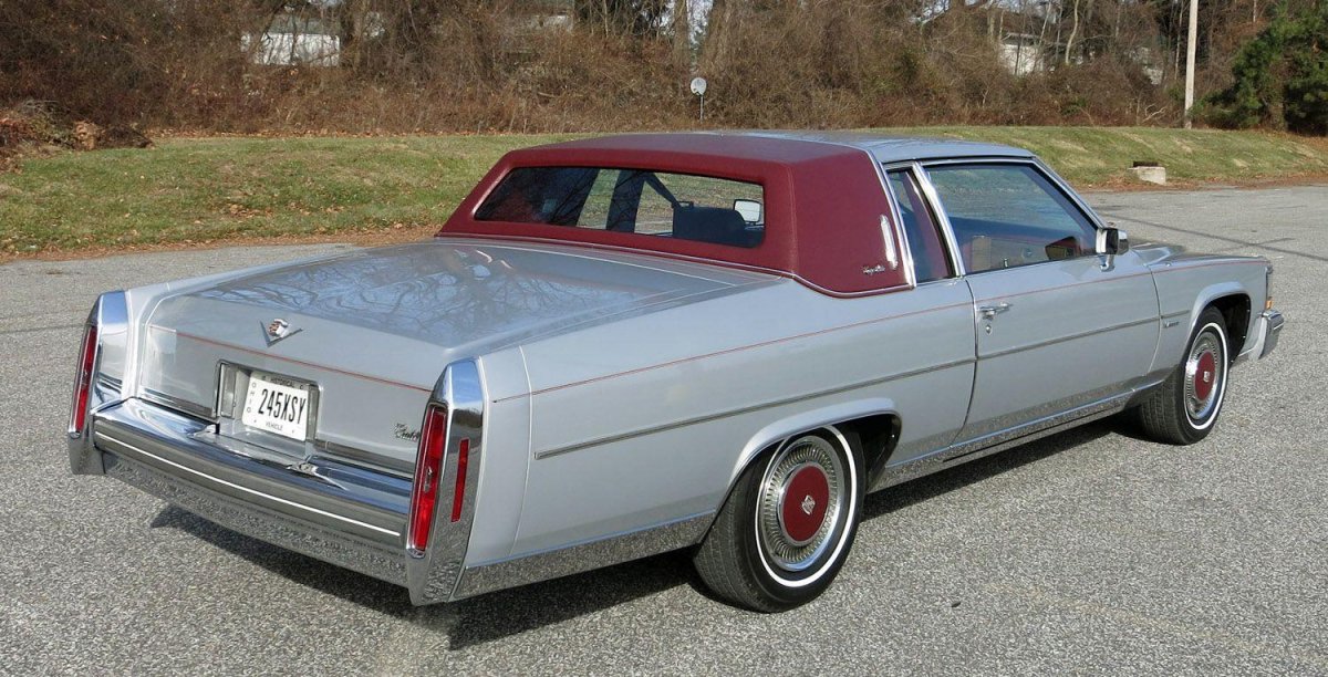 Кадиллак седан Девиль 1980