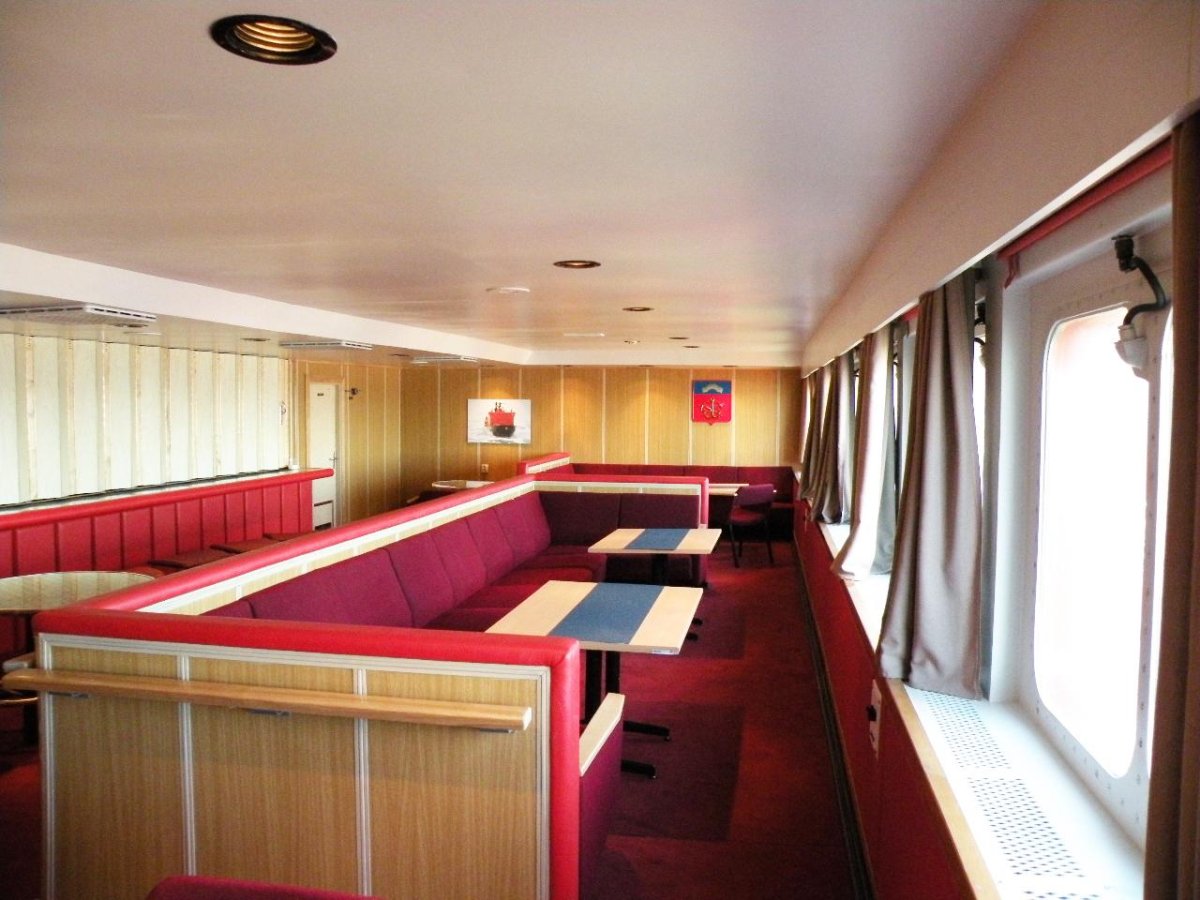 Ледокол 50 лет Победы каюты