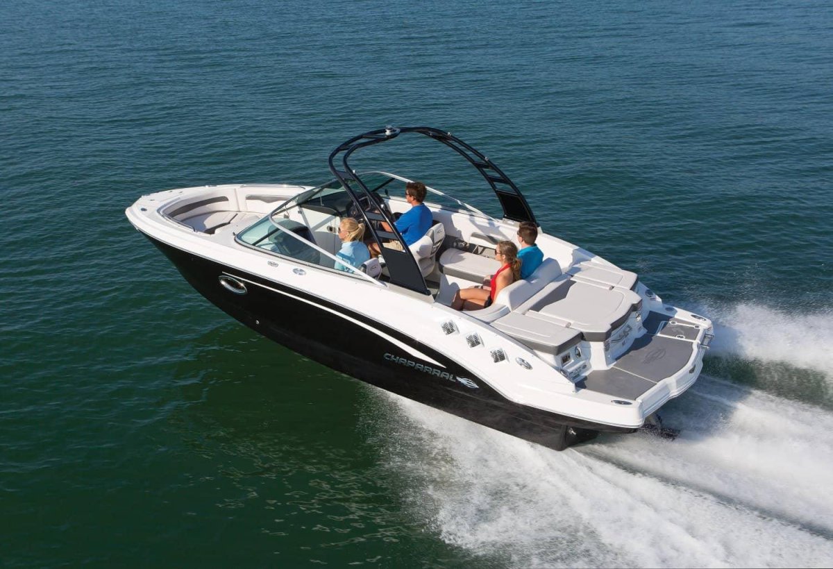 Катер Chaparral 246 SSI