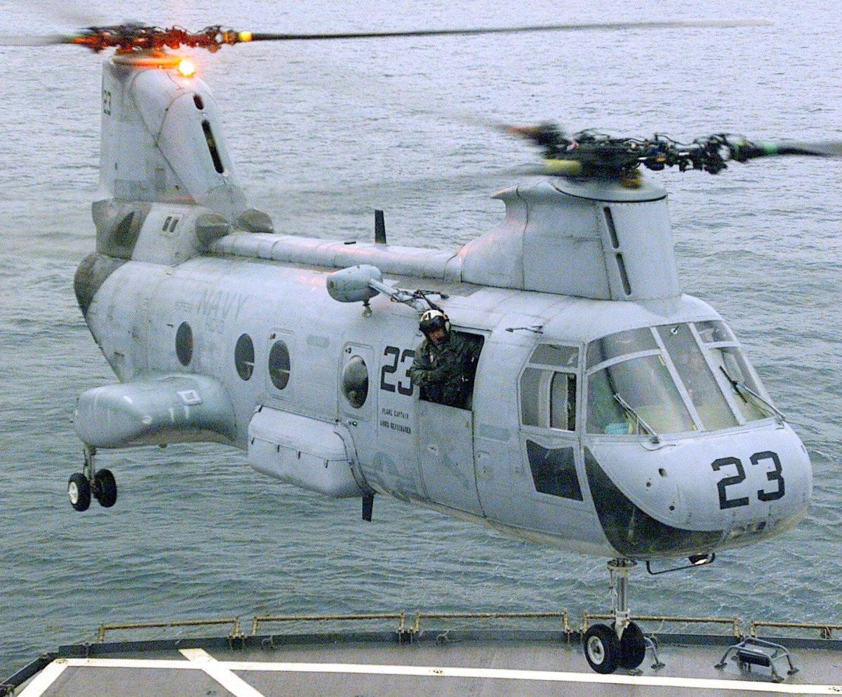 Ch-46 вертолет