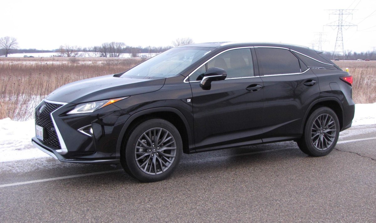 Лексус RX 200t черный