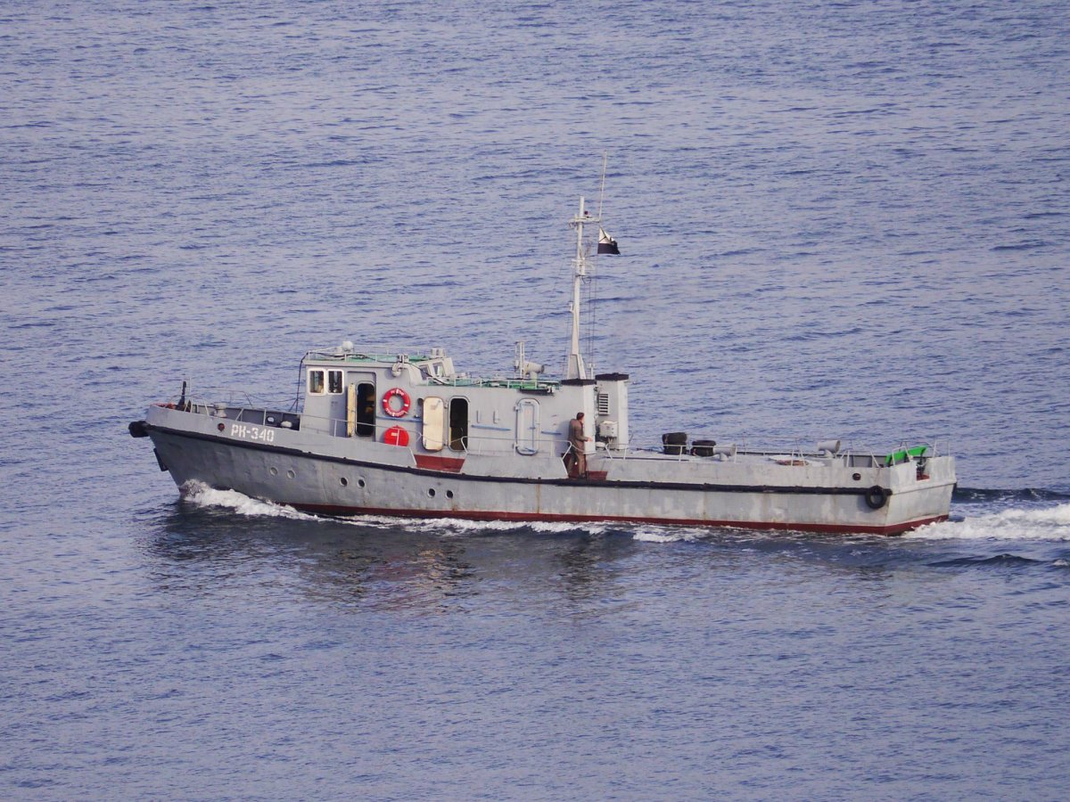 Рейдовый водолазный катер РВК-1447