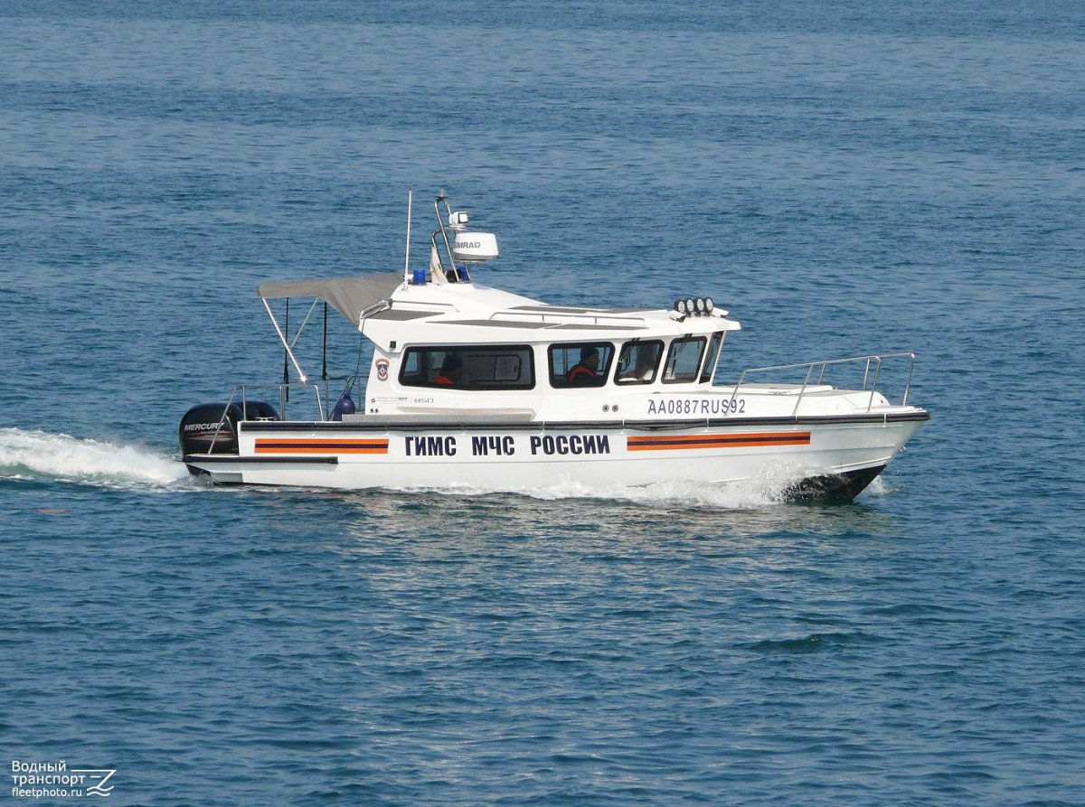 Корвет 850 катер