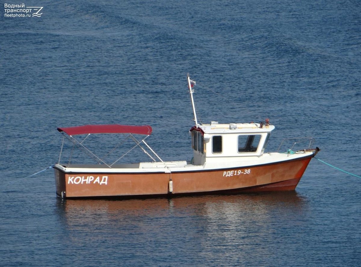 Катер Conrad 900