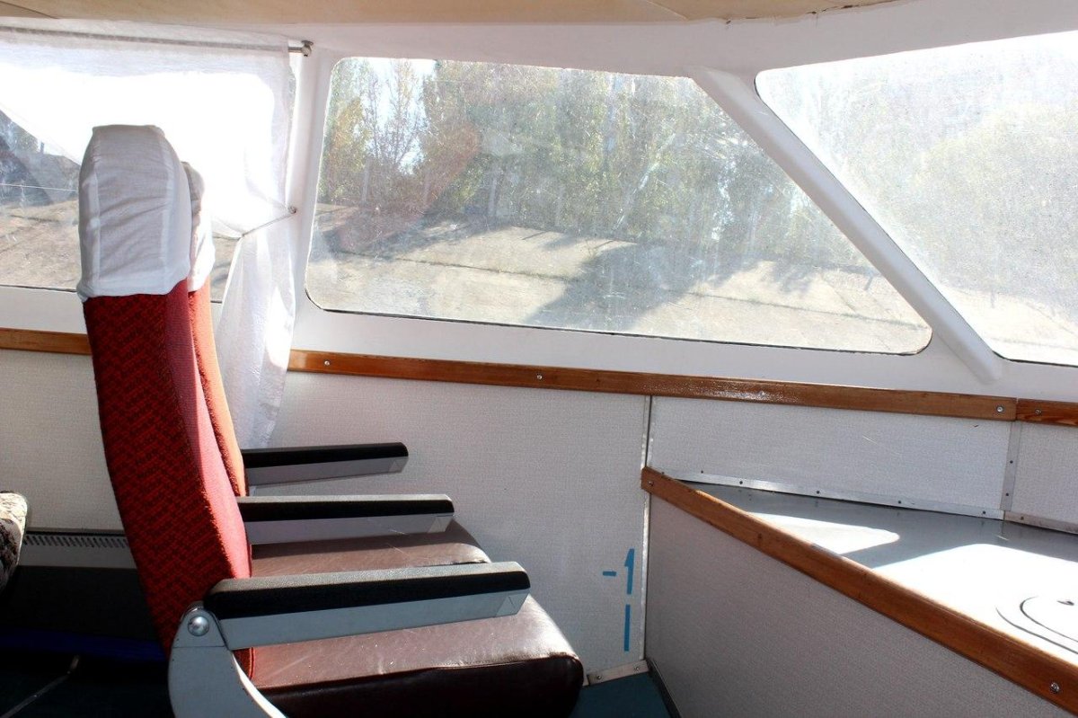 Метеор 120 кабина