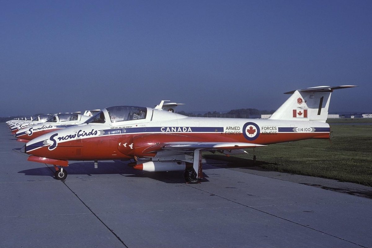 Самолёты Canadair 107