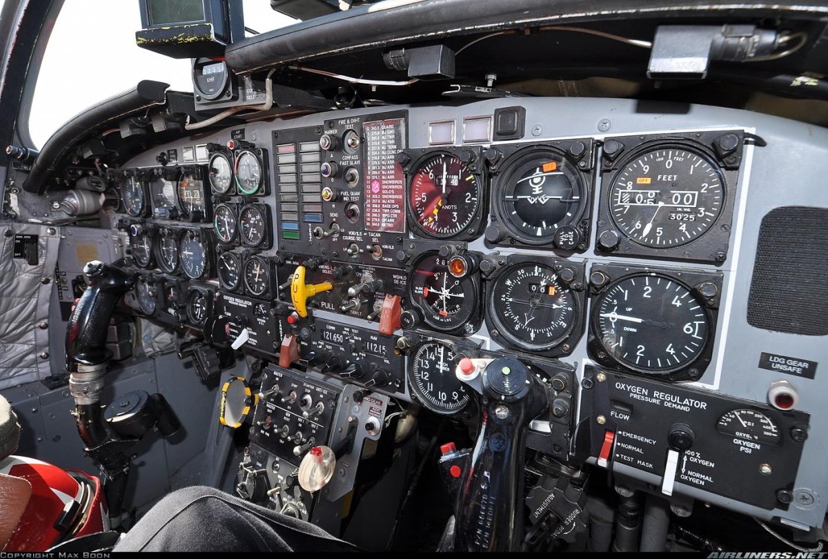 Sikorsky s-76 кабина