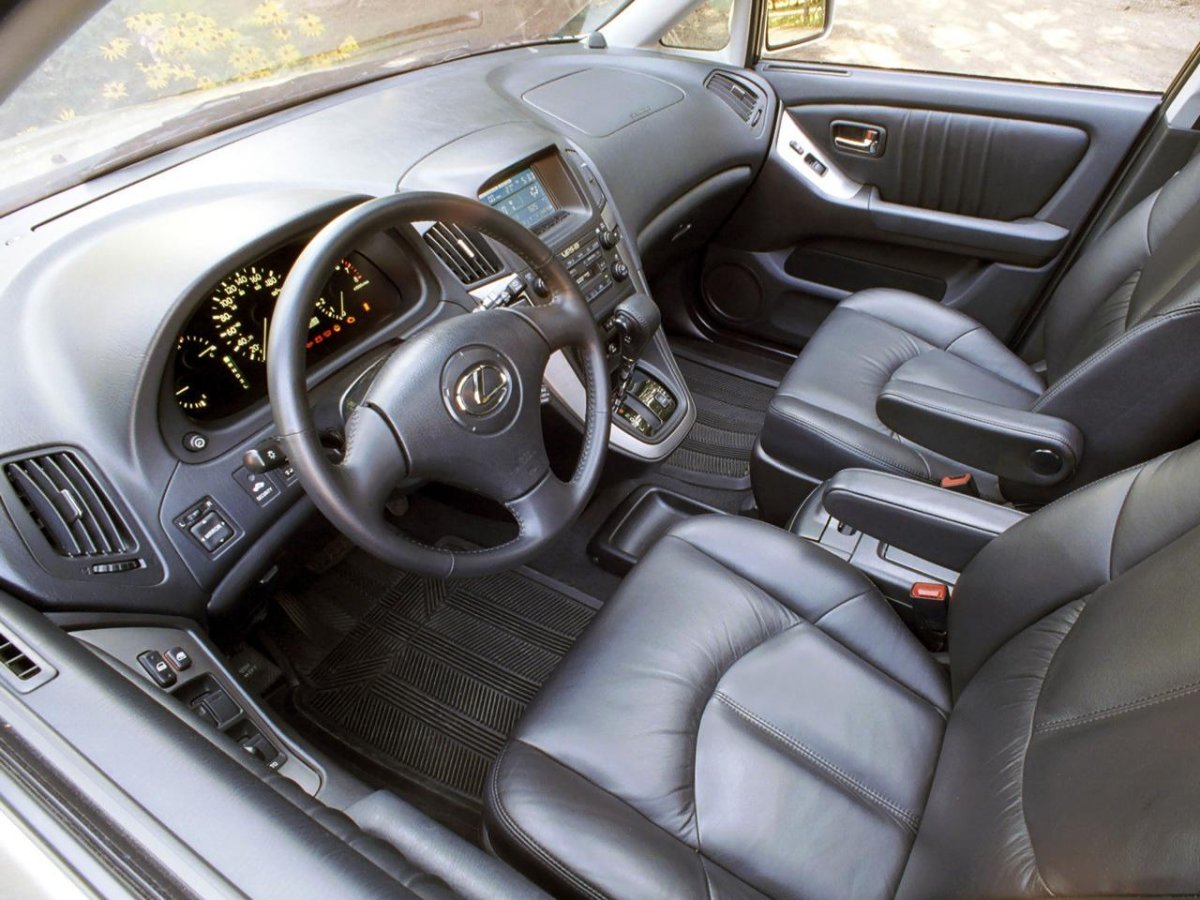 Lexus rx300 2000 Interior