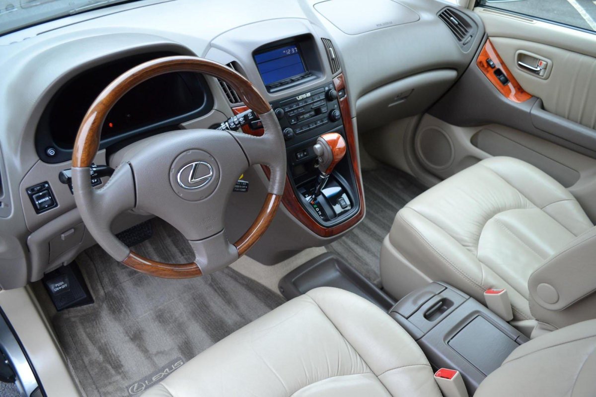 Лексус РХ 300 салон