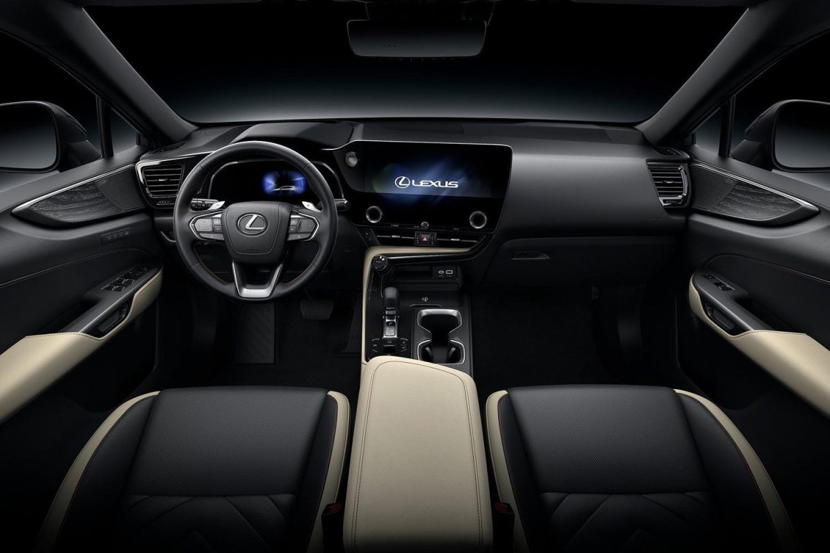 Лексус NX 300 салон