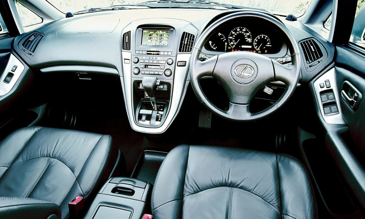 Лексус rx300 2000