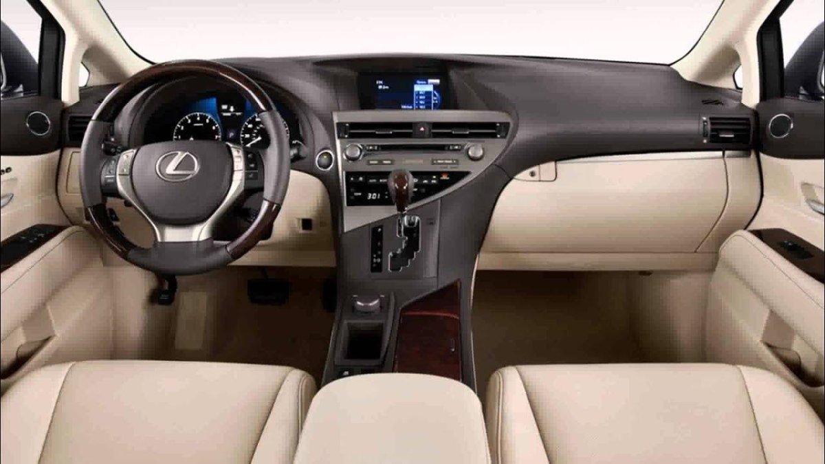 Лексус РХ 350 2015