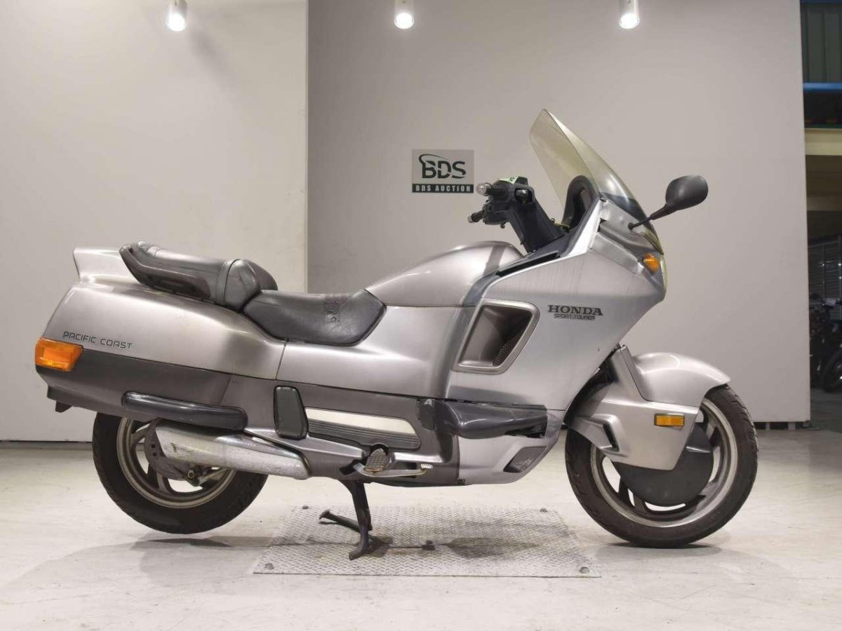 Хонда Пацифик Коаст 800