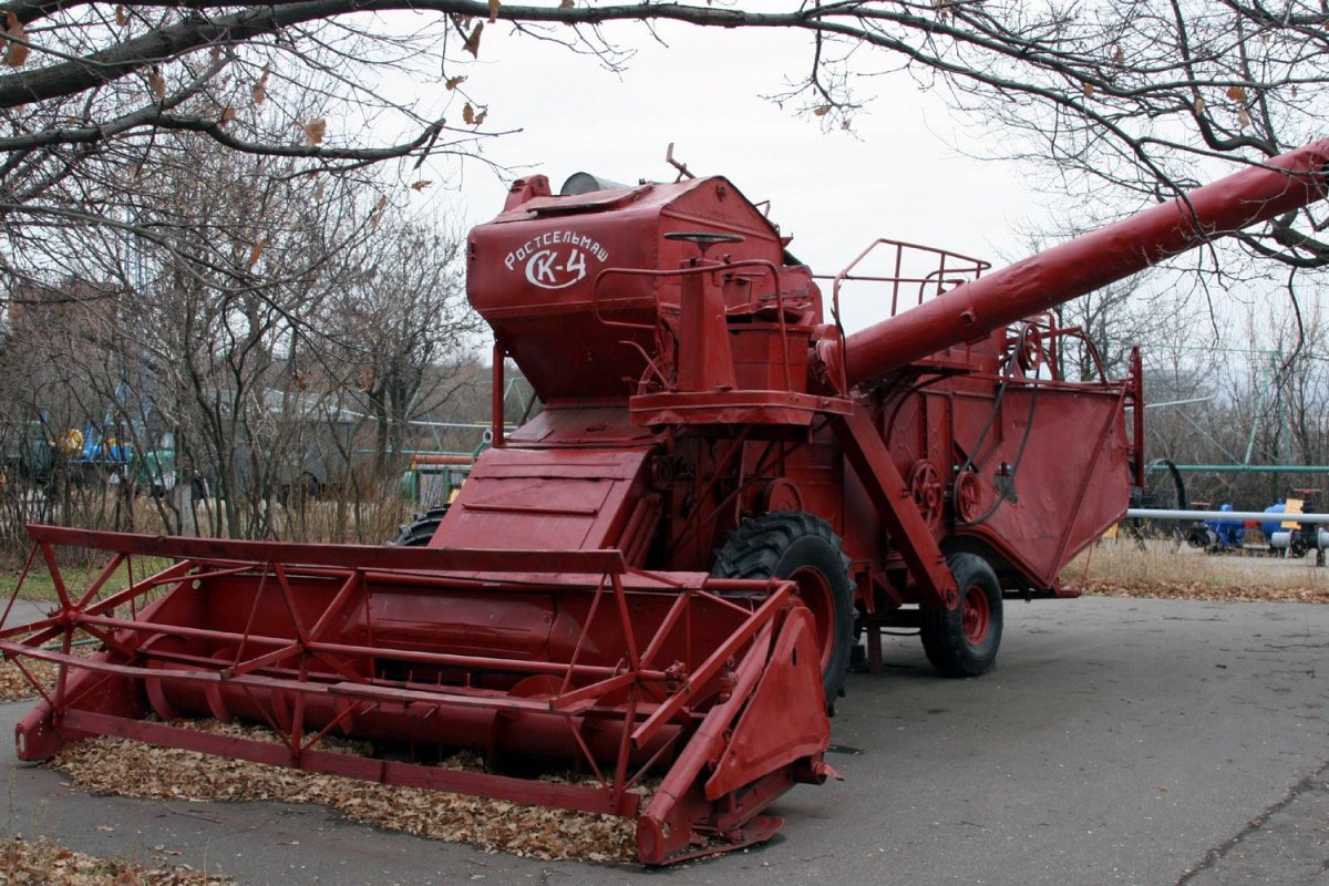 Комбайн Нива Колос ск4