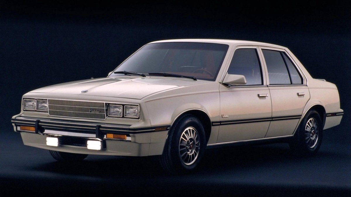 Cadillac Cimarron 1982