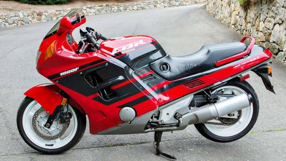 Honda CBR 1000f