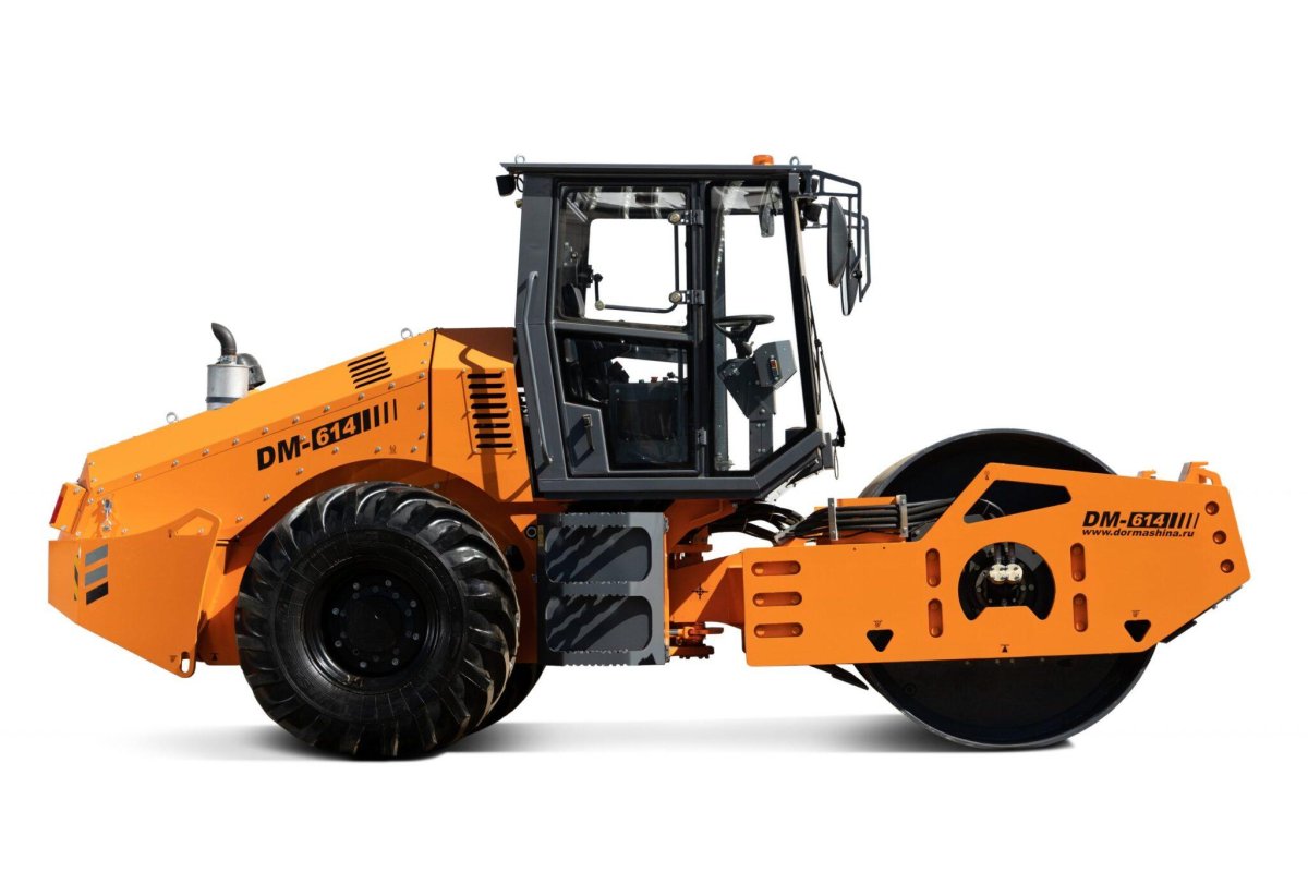 Грунтовый каток DM-614